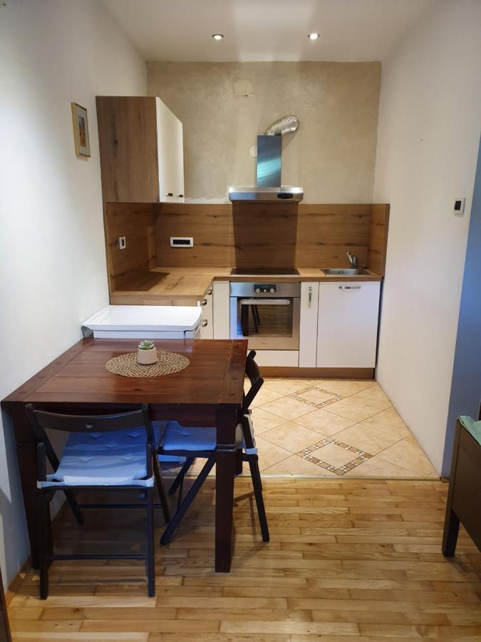 Apartmaji Tim Izola Exterior foto